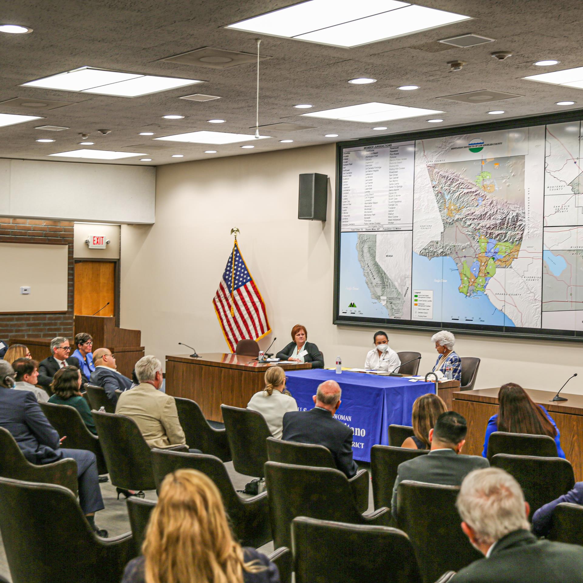 Congresswoman Napolitano visits LACSD facility